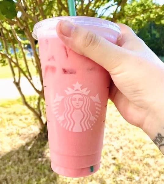 Low-calorie Pink Drink