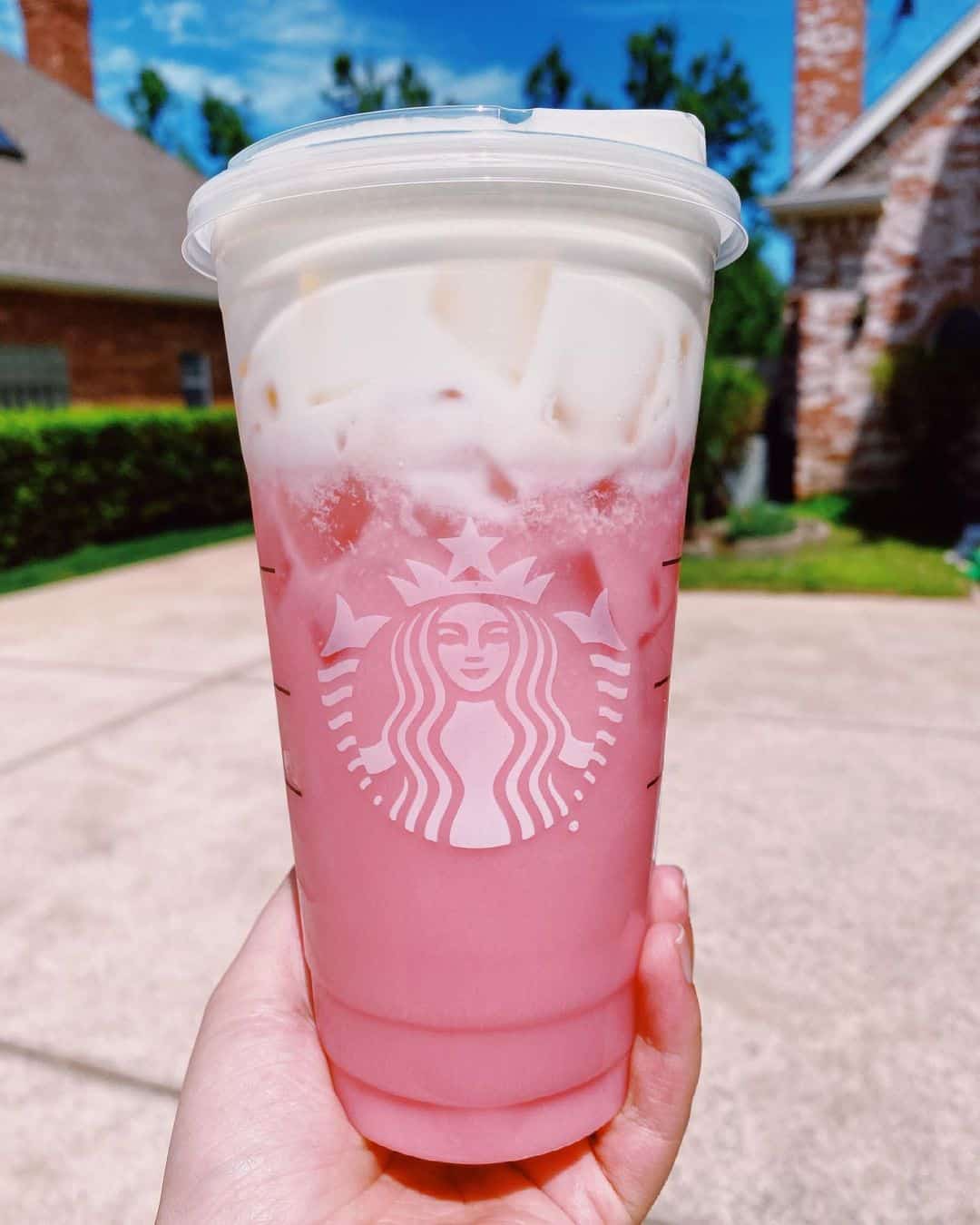 Vanilla Sweet Cream Pink Drink