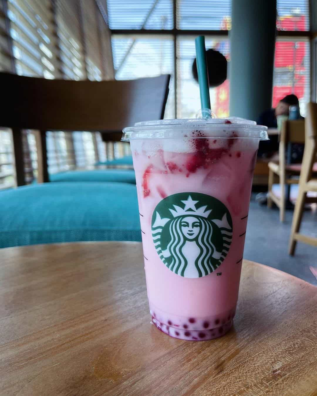 boba pink drink 