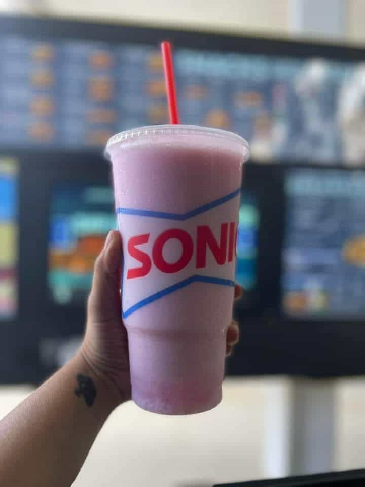 Peach Dragon Fruit Cream Slush